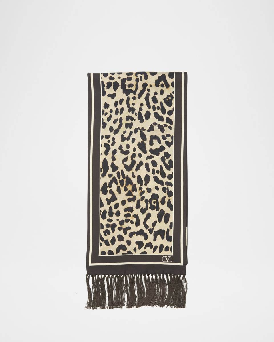 Animal Twill Fringe Scarf